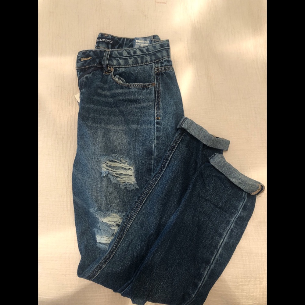 Fashion nova ripped jeans